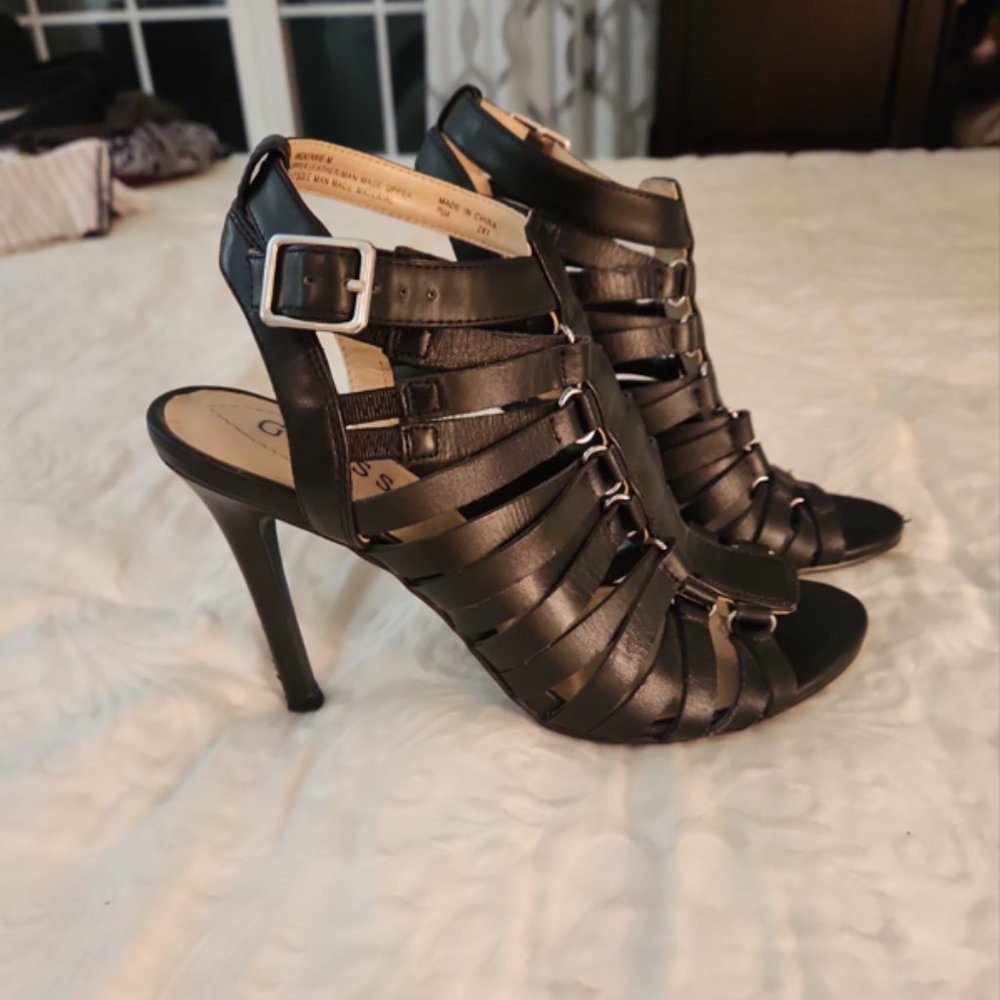 Ladies black Guess heels